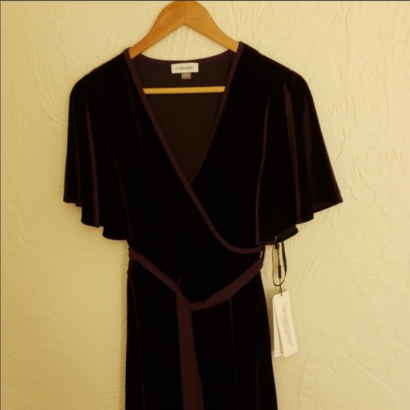 Beautiful velvet wrap dress NWT. - Picture 2 of 3